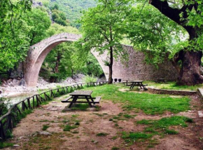 Μονοκατοικία στην Πύλη